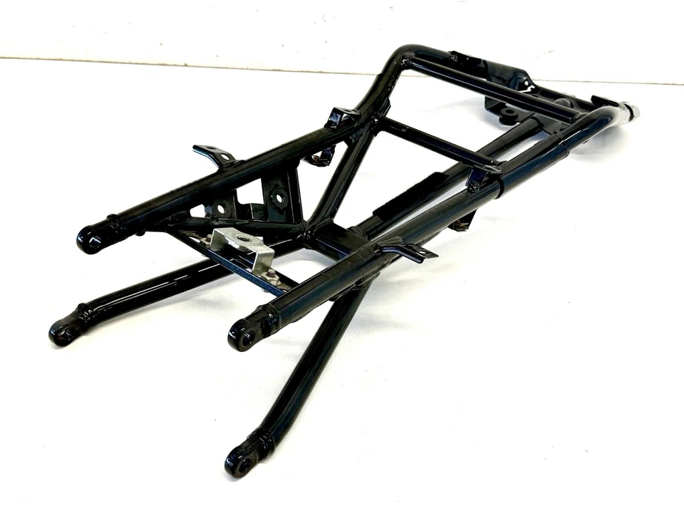 Genuine Ducati 848 1098 1198 Rear Seat Sub Frame Subframe Gloss Black 47017021AG - Image 4 of 4