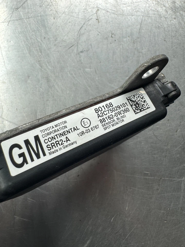 Módulo sensor monitor ponto cego 2015-2017 Lexus GS 350 200t fabricante de equipamento original 88162-0W360 - Imagem 2 de 3