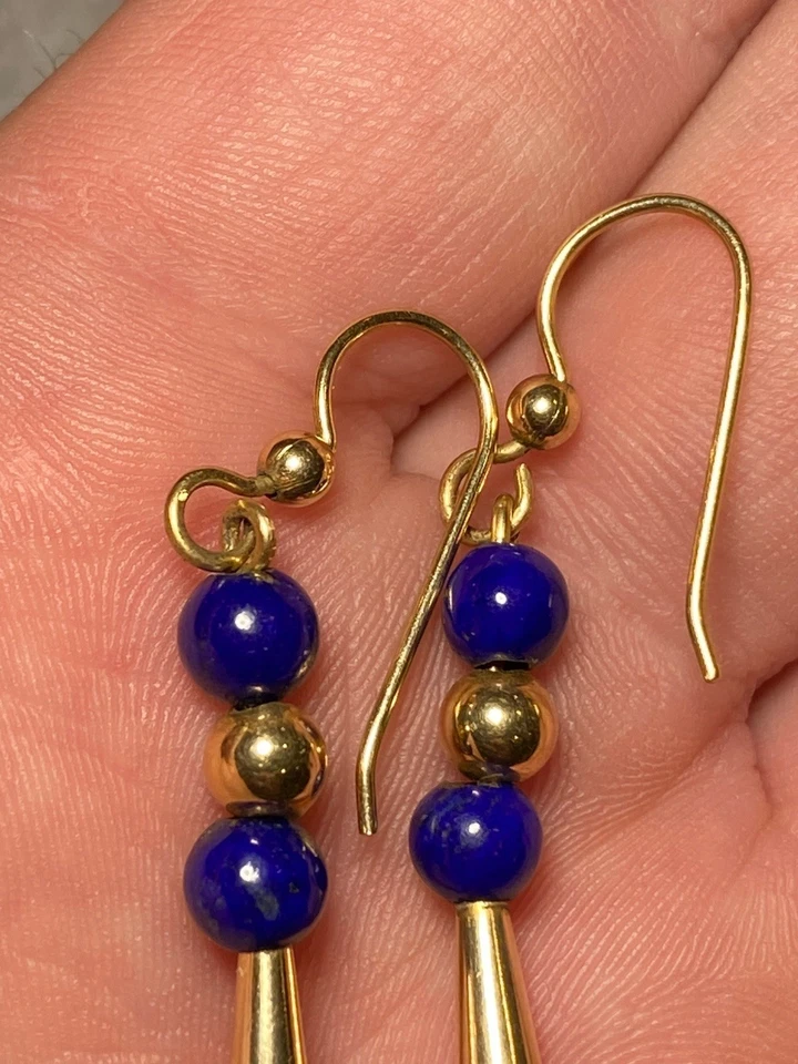 Brincos pendurados de ouro 14K lápis-lazúli lágrima 2 1/2” 8,8 mm 7,95 gramas assinados - Imagem 4 de 4