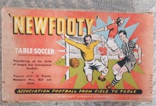 1950s NEWFOOTY (NOT SUBBUTEO) BOX & GOALS  no figures