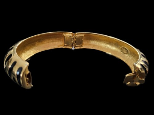 Joan Rivers Vintage Gold Tone Black Enamel, Animal Print Hinged Bangle Bracelet - Picture 5 of 6
