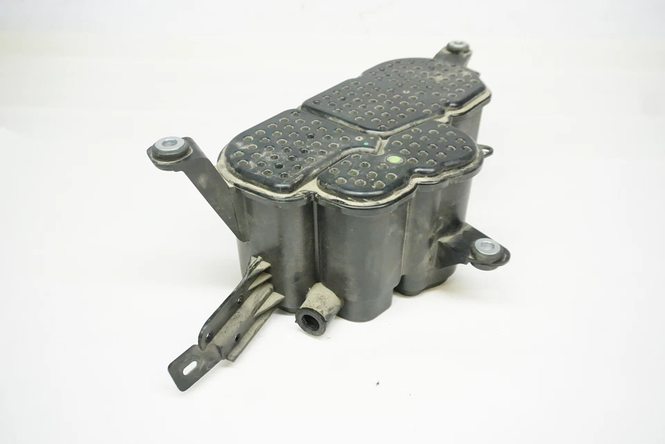 Bote de carbón 13-17 AUDI A5 2.0T fabricante de equipos originales Foto 2 de 4