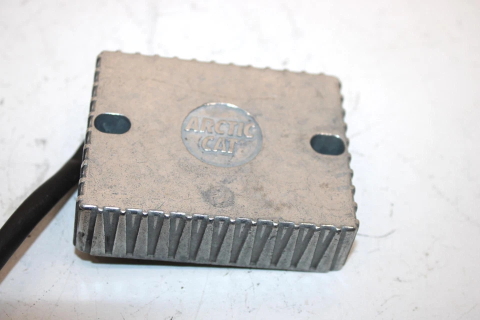 02 Arctic Cat Zr 600 Efi Cc OEM Regulador de Voltaje 0630-142 Q4173 Foto 2 de 4