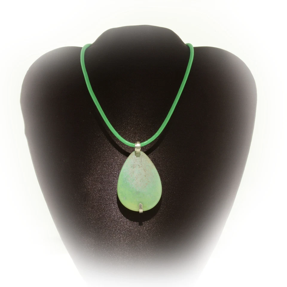 Collar de jaspe verde cordón de cuero envoltura de alambre de plata esterlina unisex hombre mujer  Foto 3 de 4