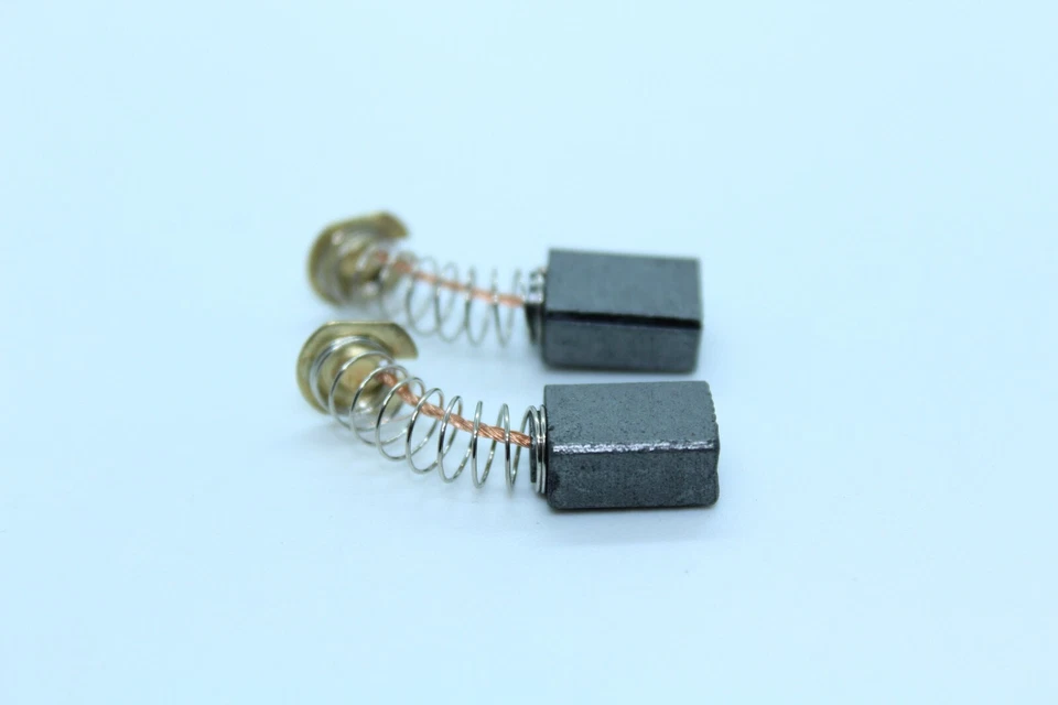 Paire de charbons pour moteur électrique 6x9x13mm Universel Balais Brosses CB411 - Photo 3/4