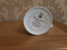 Buckingham Palace fine bone China mug featuring a view of Buckingham Palace 1820