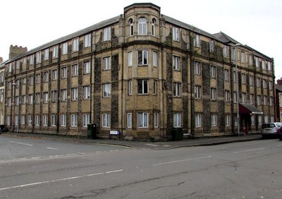 Foto 6x4 Alexandra Court, Newport Newport \/Casnewydd vierstöckiger Block o c2017