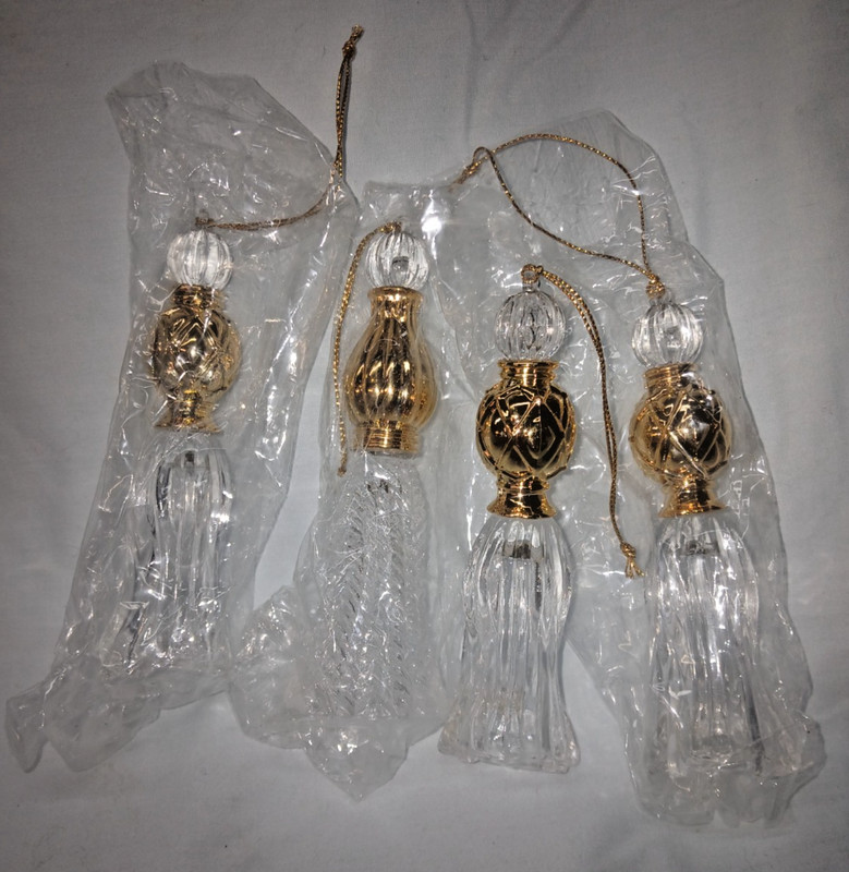 Gold Lucite Plastic Tassel Ornaments Christmas Tree Decoration  Boxed NEW Set 4