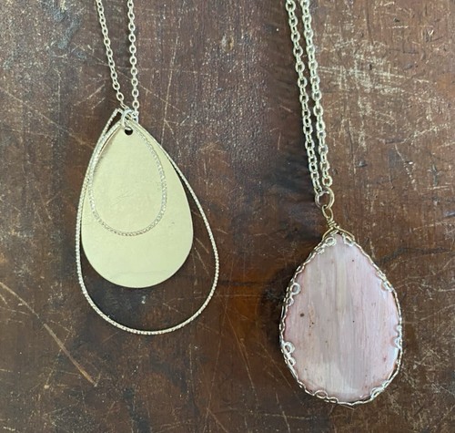 Francesca's Collections Gold and Pink Teardrop Long Pendent Necklace