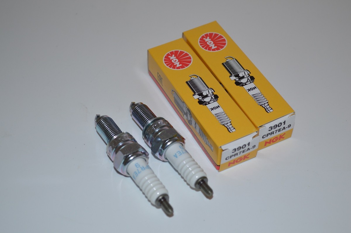 Kawasaki Teryx 800 | NGK Standard Spark Plug | CPR7EA-9 | 3901 | 2