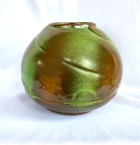 Frankoma Pottery Green Bulbous Ceramic Vessel Vase # 70 Mid Century Modern EUC