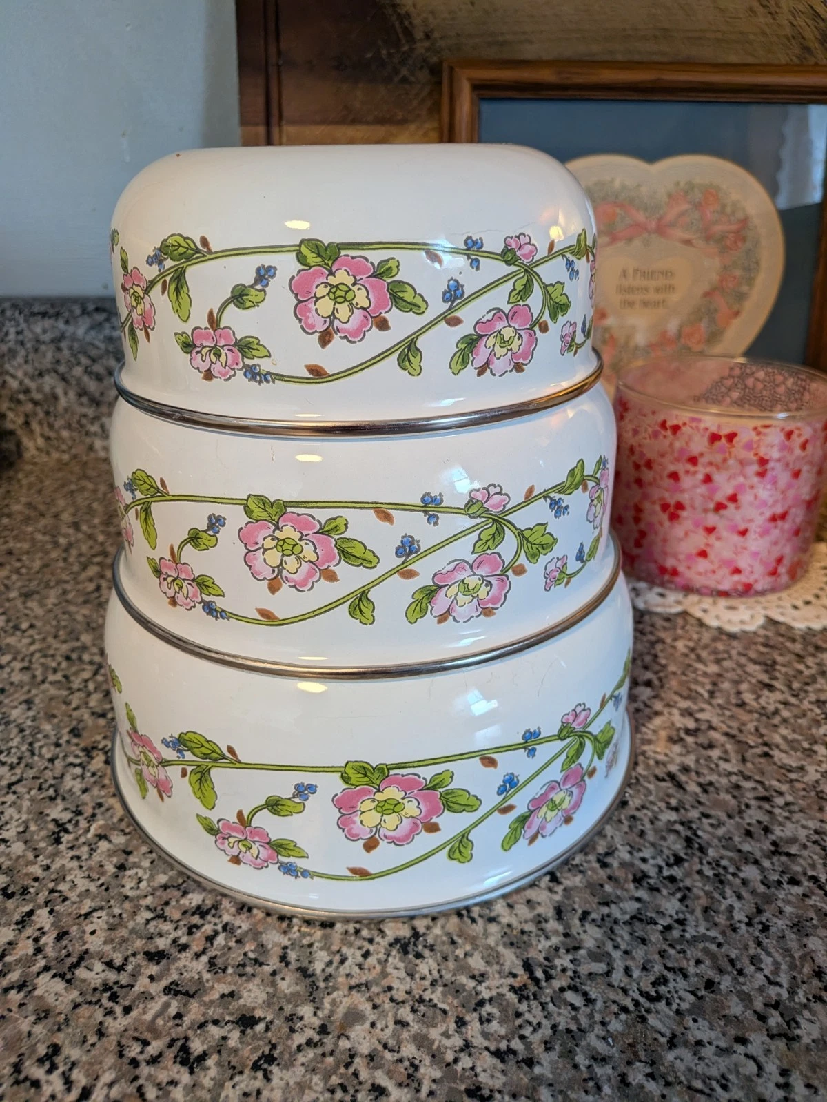 Kobe Kitchen White Floral Metal Enamel Mixing Bowl Set of 3