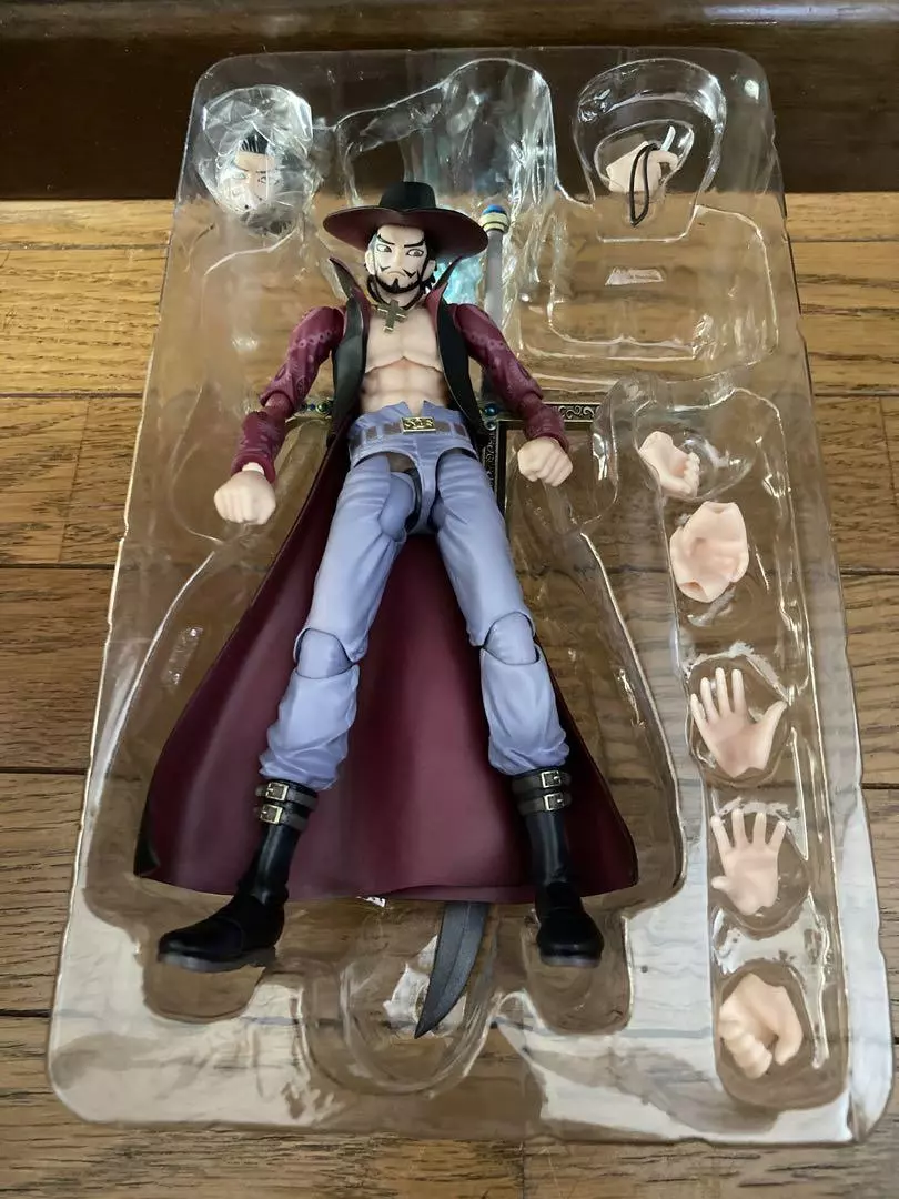 Variable Action Heroes ONE PIECE Dracule Mihawk - 4535123836466