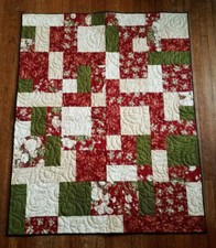 NEW-Christmas Gold Sparkle Holiday Xmas Lap quilt-36" x 44" Completed Finished