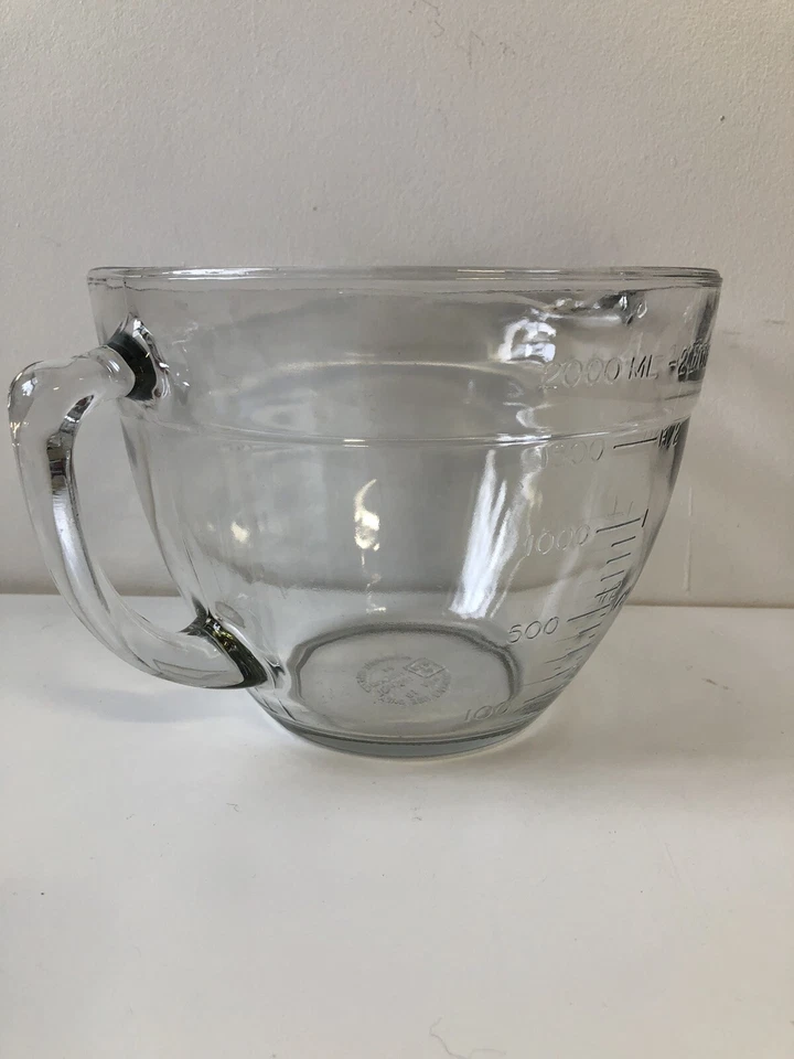 Anchor Hocking Made In USA Microwave Safe Glass Mixing Batter Bowl 2Qt8Cup Clear - Image 4 of 4