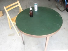 USA Peerless 365 Lightweight Folding Table Round Carrom Company  36"x29" 14 lbs