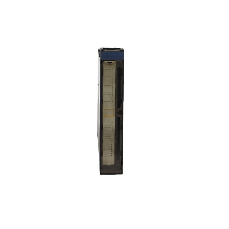 Schneider Electric Telemecanique Module d’entrée TSX DET 3212 – 32 entrées 24 VD