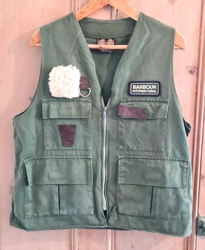 Vintage Barbour International Green Spey D Ring Fly Fishing Vest Gilet Jacket L
Opens in a new windo
