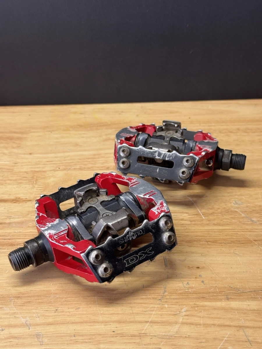 Pédales Shimano DX PD-M636 – Combo Plateforme/Auto – BMX VTT Vintage Années 90/00 – Rouge Et Noir