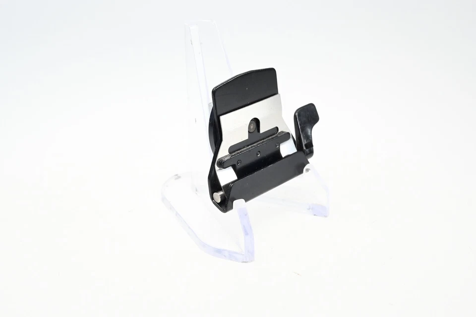 Hasselblad 40258 Clamp-On Hood Shoe Attachment Flash Holder #G069 - Image 4 of 4