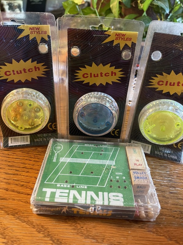 Vintage Super Tornado Clutch Yo-yo-Hyper And Tennis Game, NOS