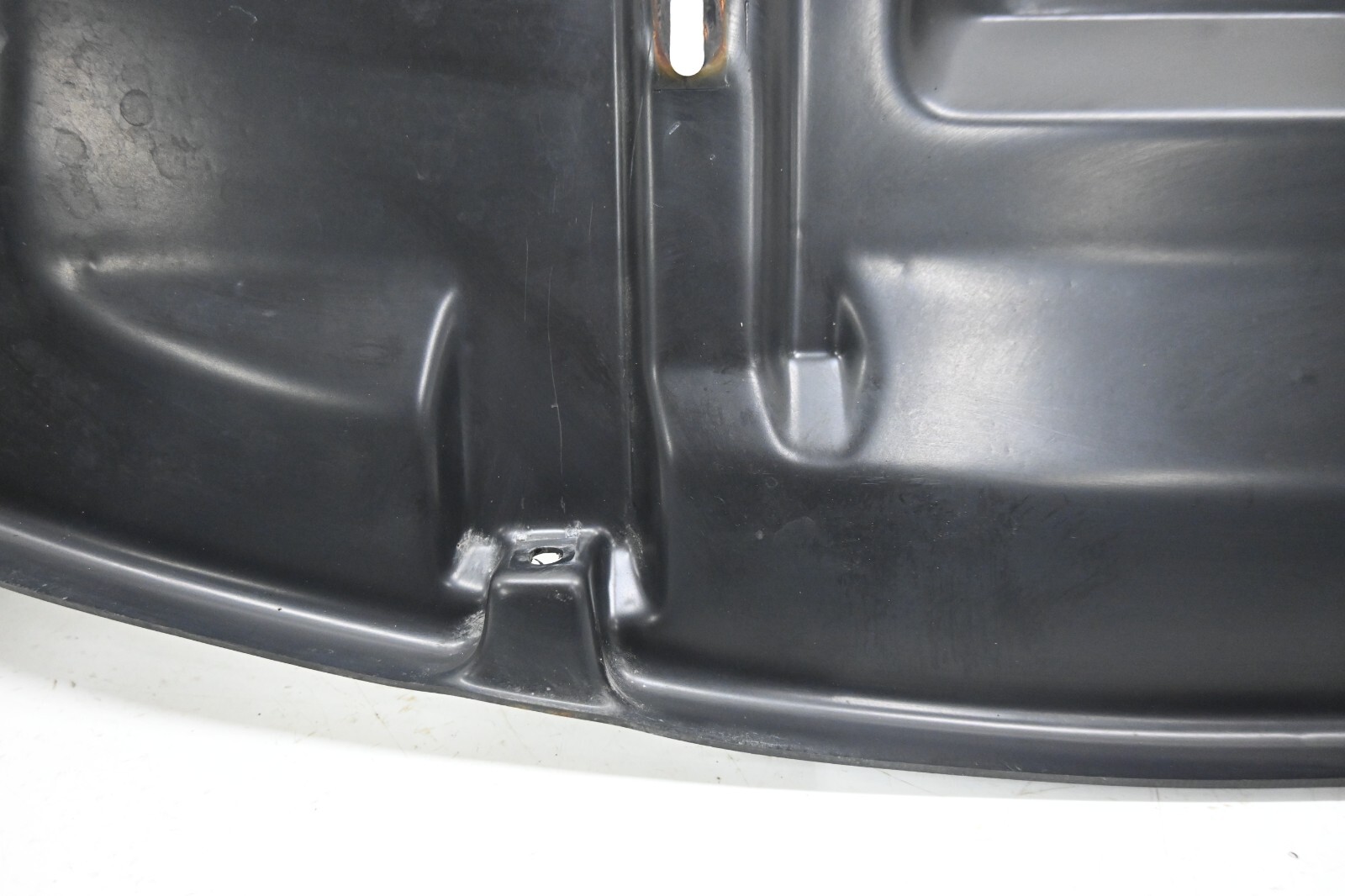 ⭐ 03-08 Maserati Quattroporte Front Lower Bumper Radiator Duct Vent Trim Oem