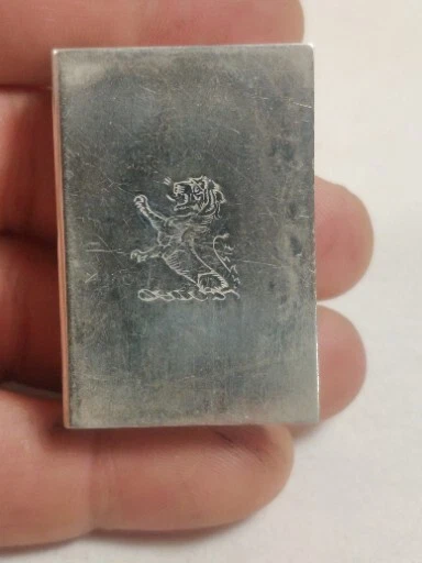 2-CAJAS DE CERILLAS VINTAGE DE PLATA DE LEY CON SEJANT RAMPANT LEON GRABADO Foto 4 de 4