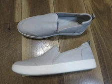 Vionic Women's Gray Leather Penelope Slip-On Sneakers Shoes Sz 10 EU 41