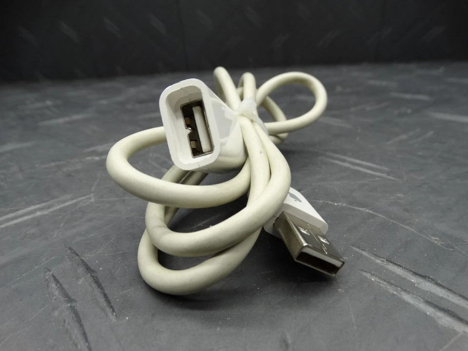 Apple USB Extension Cable 3ft Cord White Authentic Vintage - Image 3 of 3