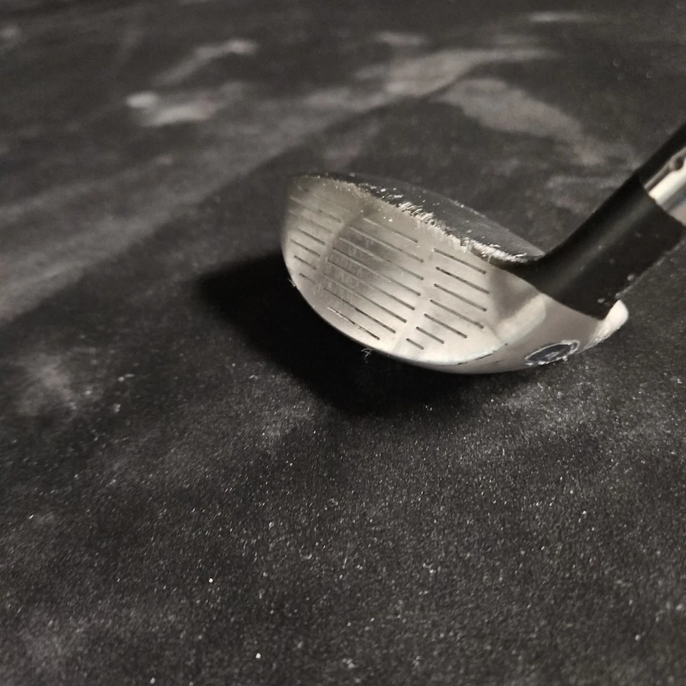 Nike Sasquatch Sumo 2 Hybrid 3 Madera 20° H Diamana Reg Flex Hombres Derecha 39.75" Foto 3 de 4