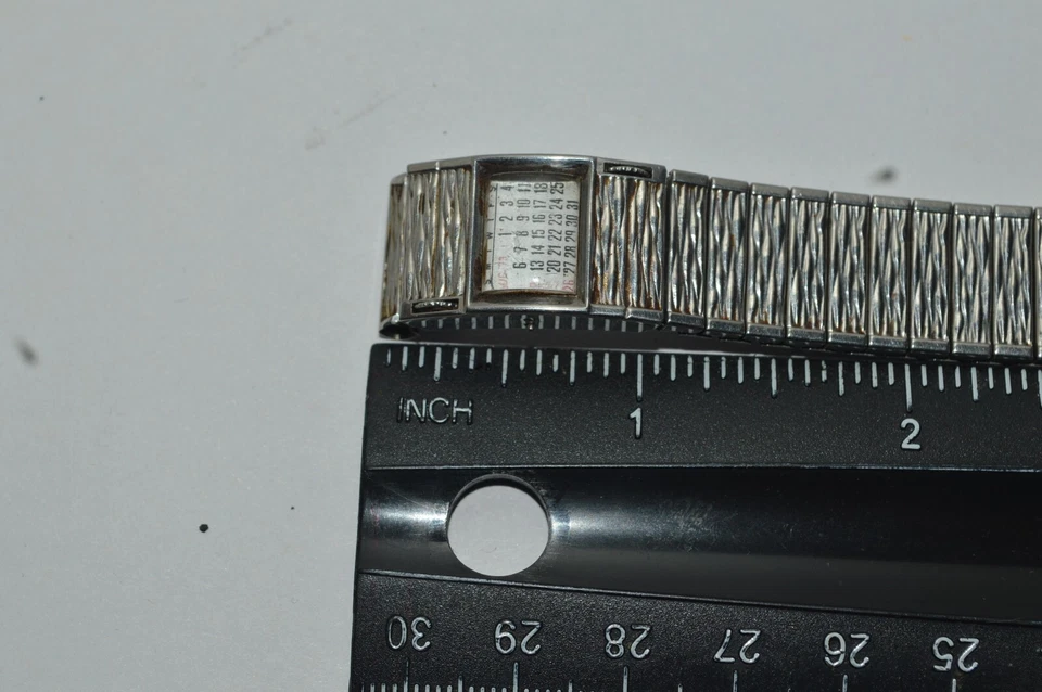 Speidel 16mm St. Steel Watch Expanding Strap With Calendar Silver Color Ca 1973 - Image 3 of 4