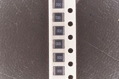 Lot of 150 CRCW12100000Z0EA Vishay Chip Resistor 0 Ohm 250mW 1/4W 1210 SMT NOS