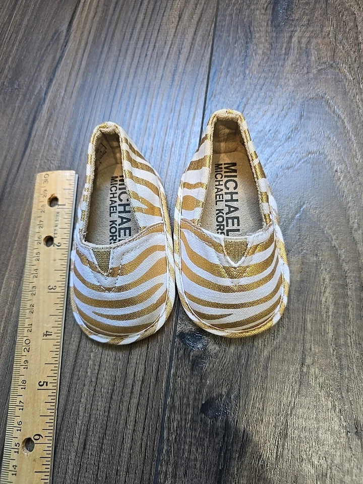 MK Michael Kors Baby Deck Shoes Gold Multi Size US 1  - Image 3 of 4