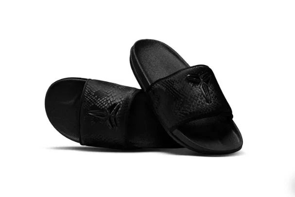 NIKE KOBE OFFCOURSE SLIDES UOMO KOBE BRYANT NERO DS TG 15 IF2870 001