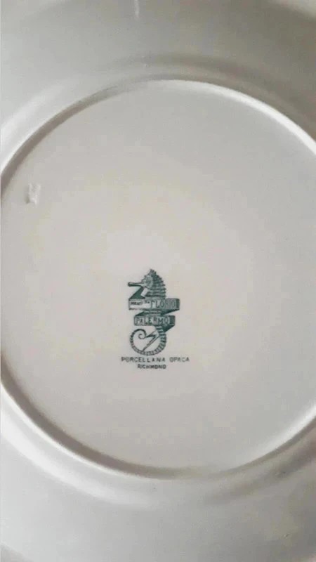 Foto 1 di 14