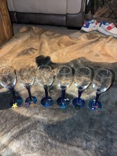6 Glass Wine/Champagne Glasses with Cobalt Blue Twisted Stem  Sea Pendants