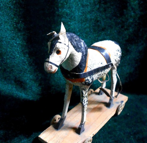 Antique Germany 4" Putz Horse on Wheels- Mache, Wood Legs, German, Platform - Picture 4 of 4