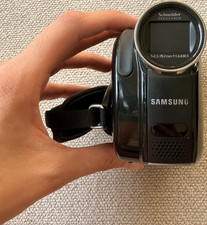 Samsung SC-DX103 Handheld Camcorder 34x Zoom LCD Screen USB Black Silver SD