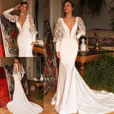 Sexy Mermaid Wedding Dresses Deep V Neck Long Sleeves Lace Applique Bridal Gowns