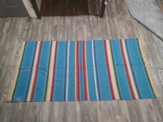 Beautiful Vintage Southwestern USA Native American Rug/Blanket 75x38 In
