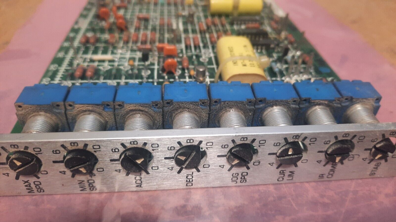 Foto 9 di 10