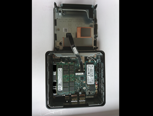 Intel NUC Tall mini PC 12th Gen i5 1240P, 32 GB RAM, 256 GB SSD, 2 Thunderbolt - Bild 6 von 9