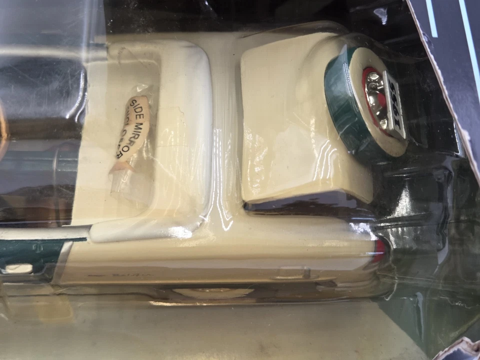 Gearbox Limited Edition 1:24 Scale / 1955 Green Chevy Bel Air / Diecast Car Bank - Image 3 of 4