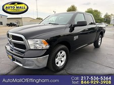 2022 Ram 1500 Classic SLT 4x2 Crew Cab 5'7" Box