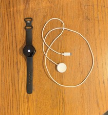 Google Pixel Watch (2022) Black/Black Opsidian - Excellent Condition