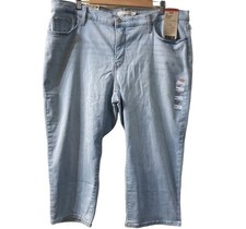 NEW 60 Levi  s Women 311 Skinny Shaping Denim Capris - Size 20w