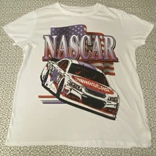 NASCAR Licensed Women’s T- Shirt White  Sz XL  USA Authentic Automotive Racing
