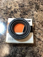 Victor 47920 4989 Wheel Seal NOK Seal Inside F+S!