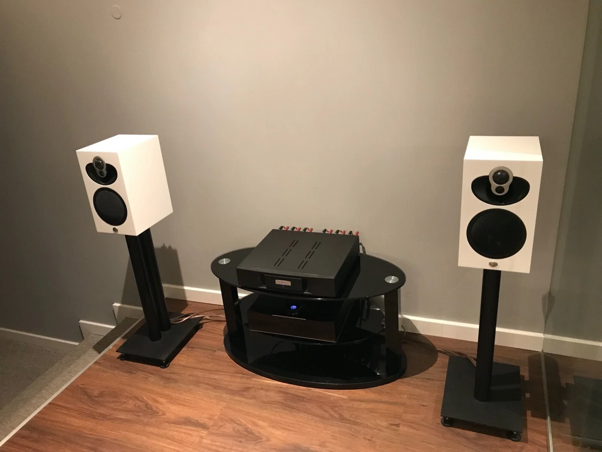 Linn majik store 109 speakers