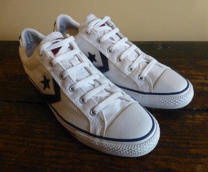 converse low trainers